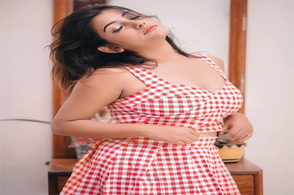 hot girl!